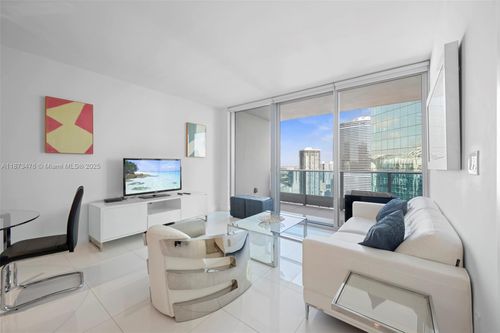apt-4311-200 Biscayne Boulevard Way, Miami, FL, 33131-2164 | Card Image