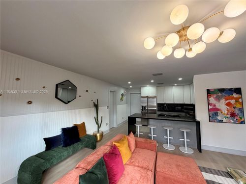 2340 42nd Way, Fort Lauderdale, FL, 33317-6626 | Card Image