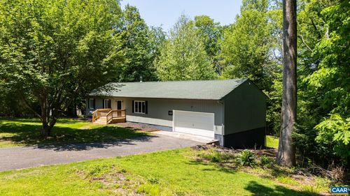 247 Goldenrod Rd, RUCKERSVILLE, VA, 22968-2052 | Card Image