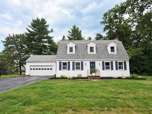 11 Eaton Dr, Waterville, ME, 04901-4510 | Card Image