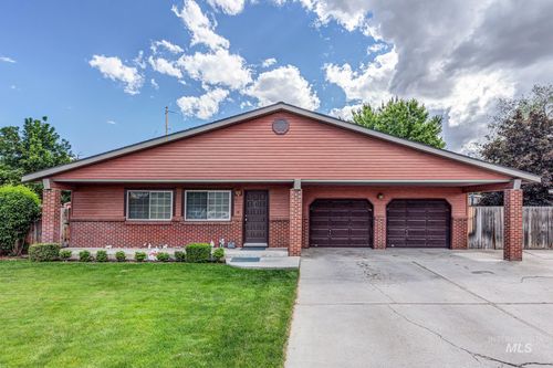 2578 Sw 2nd Ave, Ontario, OR, 97914-1868 | Card Image