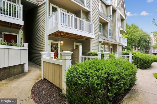 360-10827 Hampton Mill Ter, ROCKVILLE, MD, 20852-5499 | Card Image