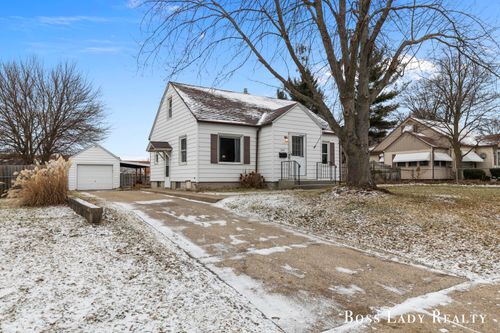 1547 37th St, Wyoming, MI, 49509-3868 | Card Image