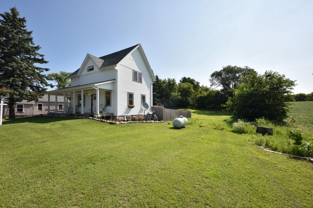 Forest View Rd, Kewaskum, WI 53040