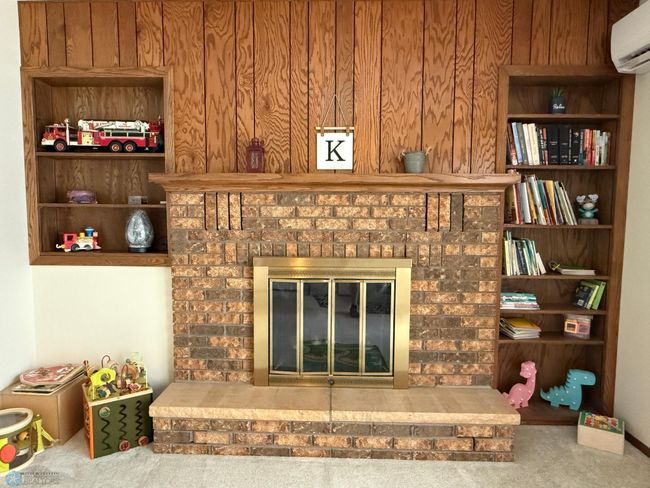 Fireplace | Image 15