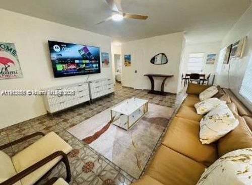 apt-1-650 Pennsylvania Ave, Miami Beach, FL, 33139-8679 | Card Image