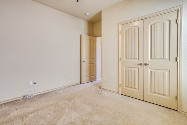 split secondary bedrooms | Image 15