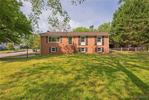 1520 Lee Ln, Hopewell, VA, 23860-7025 | Card Image