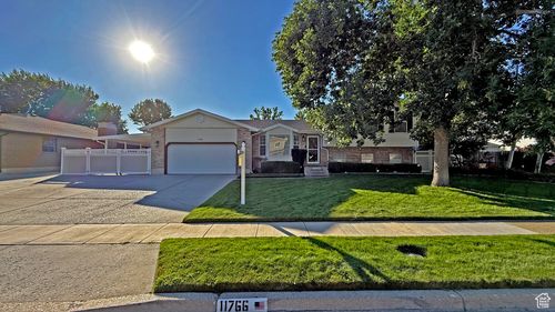 11766 S Hidden Valley Rd, Sandy, UT, 84092-5739 | Card Image