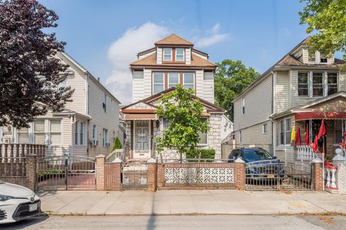 10755 125th St, South Richmond Hill, NY, 11419-2913 | Card Image