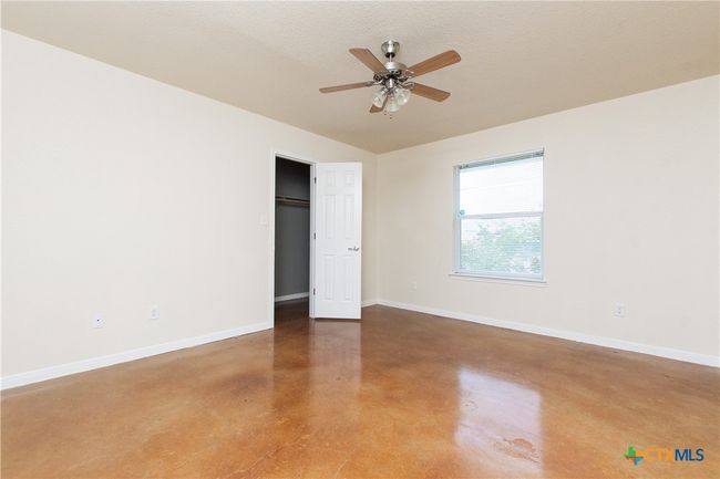A - 211 W Arlo Rd, Home with 3 bedrooms, 2 bathrooms and null parking in Harker Heights TX | Image 15