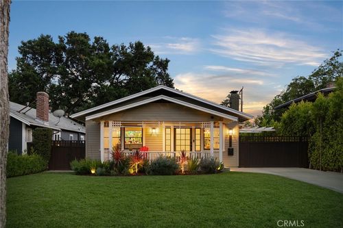 1700 Rose Villa St, Pasadena, CA, 91106-3529 | Card Image