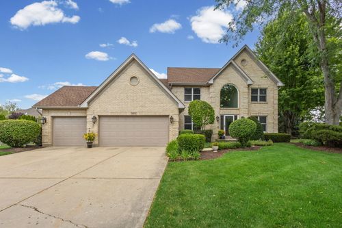 1405 Darlington Ct, Algonquin, IL, 60102-4117 | Card Image