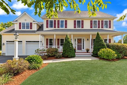 100 Pokanoket Path, Wrentham, MA, 02093-1450 | Card Image
