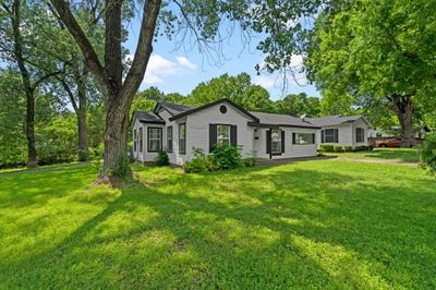 View of front of property with a front yard | Image 2