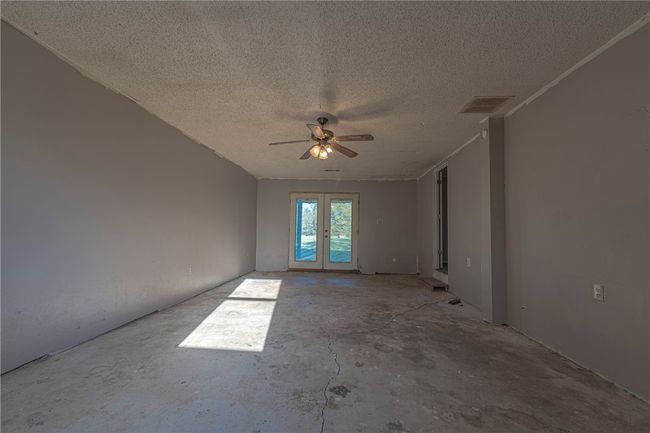 Bonus room opens to backyard | Image 10
