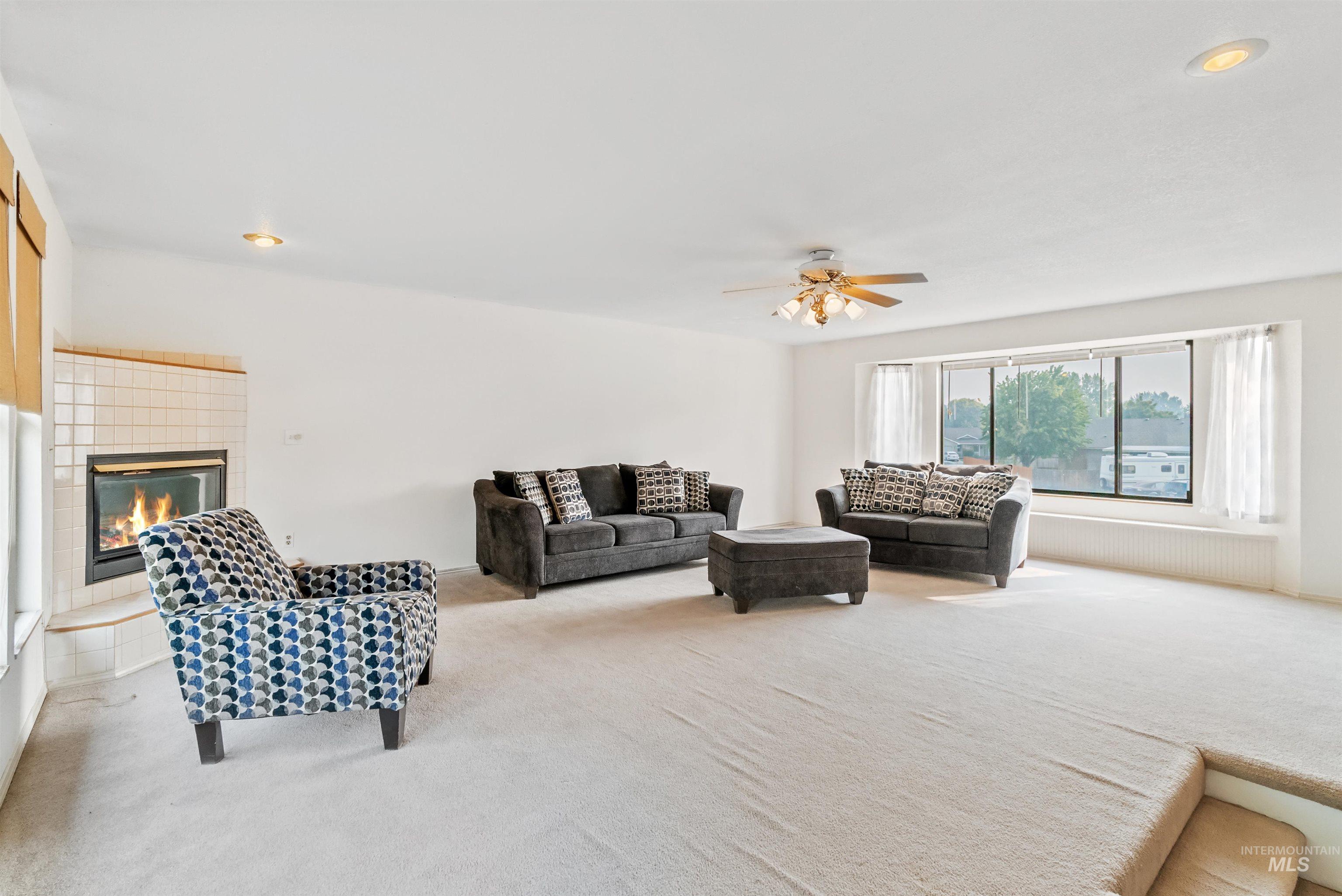 Opal Ct, Kuna, ID 83634