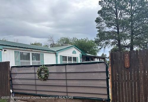 201 S Nogal Ave Avenue, Capitan, NM, 88316 | Card Image