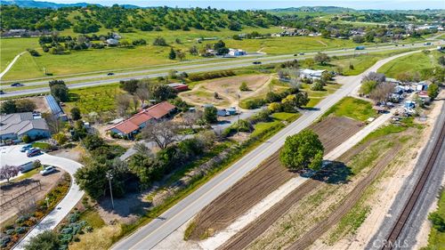5335 Monterey Rd, Paso Robles, CA, 93446-8644 | Card Image