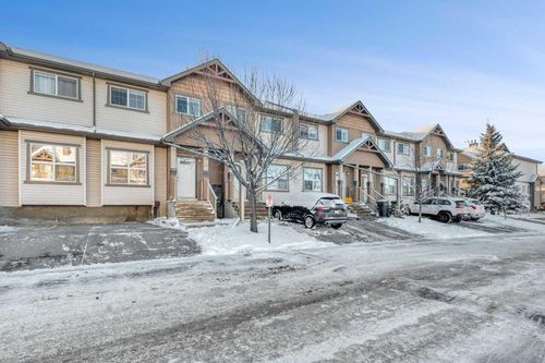 {{alt}} | Card Image