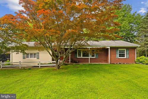 912 Sycamore Dr, LANSDALE, PA, 19446-1722 | Card Image