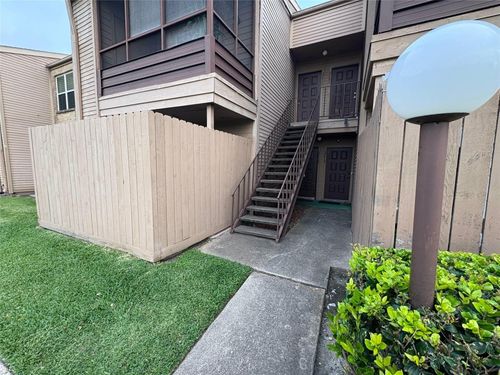 2612-10555 Turtlewood Ct, Houston, TX, 77072-2737 | Card Image