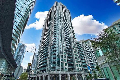 2706-19 Grand Trunk Cres, Toronto, ON, M5J3A3 | Card Image