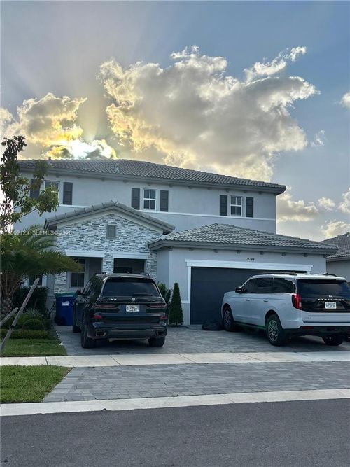 16144 Sw 148th Pl, Miami, FL, 33187-1445 | Card Image
