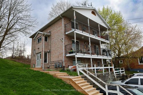 60 Wallbridge Cres, Belleville, ON, K8P1Z4 | Card Image