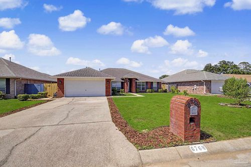 8768 Intruder Ct, Pensacola, FL, 32506-2947 | Card Image