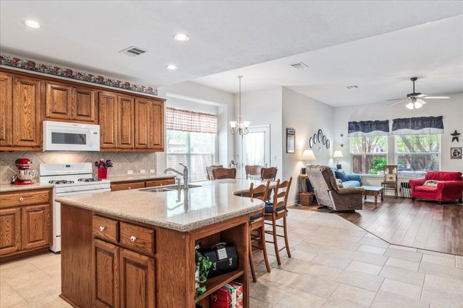 719 Walsh Hill Trl, House other with 4 bedrooms, 3 bathrooms and null parking in Cedar Park TX | Image 10