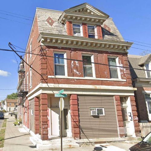 1615 Maryland Ave, Covington, KY, 41014-1385 | Card Image