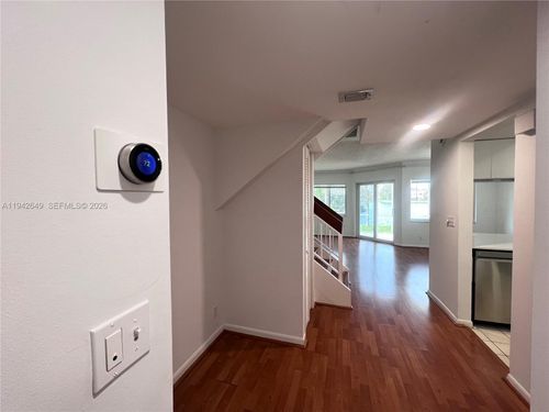 7852 7th Ct, Plantation, FL, 33324-1410 | Card Image