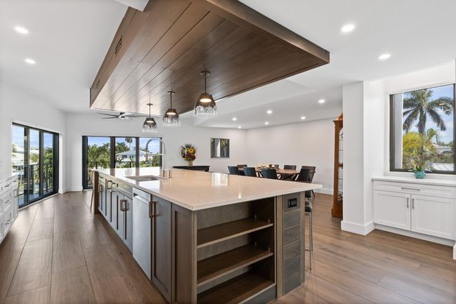 201 N Harbor Dr, House other with 5 bedrooms, 4 bathrooms and null parking in HOLMES BEACH FL | Image 42