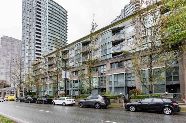 603 - 1018 Cambie Street, Condo with 2 bedrooms, 1 bathrooms and 1 parking in Vancouver BC | Image 3