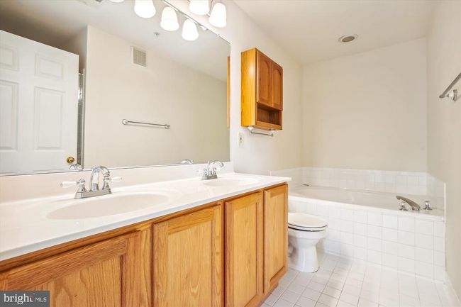 6119 Madison Crest Ct, Townhouse with 3 bedrooms, 4 bathrooms and null parking in FALLS CHURCH VA | Image 14
