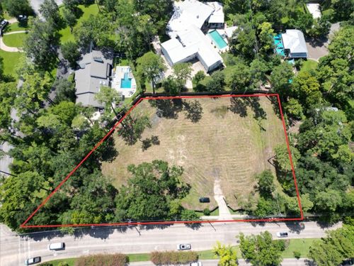 11439 Memorial Dr, Piney Point Village, TX, 77024-7538 | Card Image