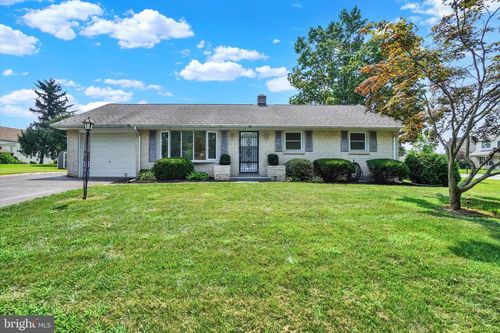 20 Skyline Dr, York, PA, 17404-9617 | Card Image