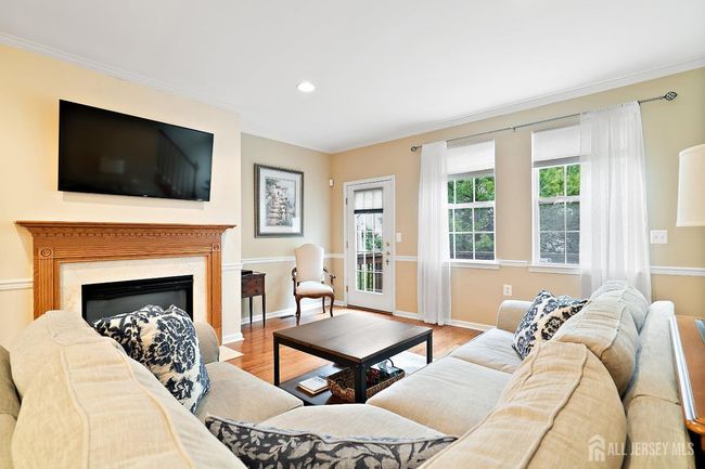 2743 - 4 Sandra Ct, Townhouse with 2 bedrooms, 4 bathrooms and null parking in Old Bridge NJ | Image 4