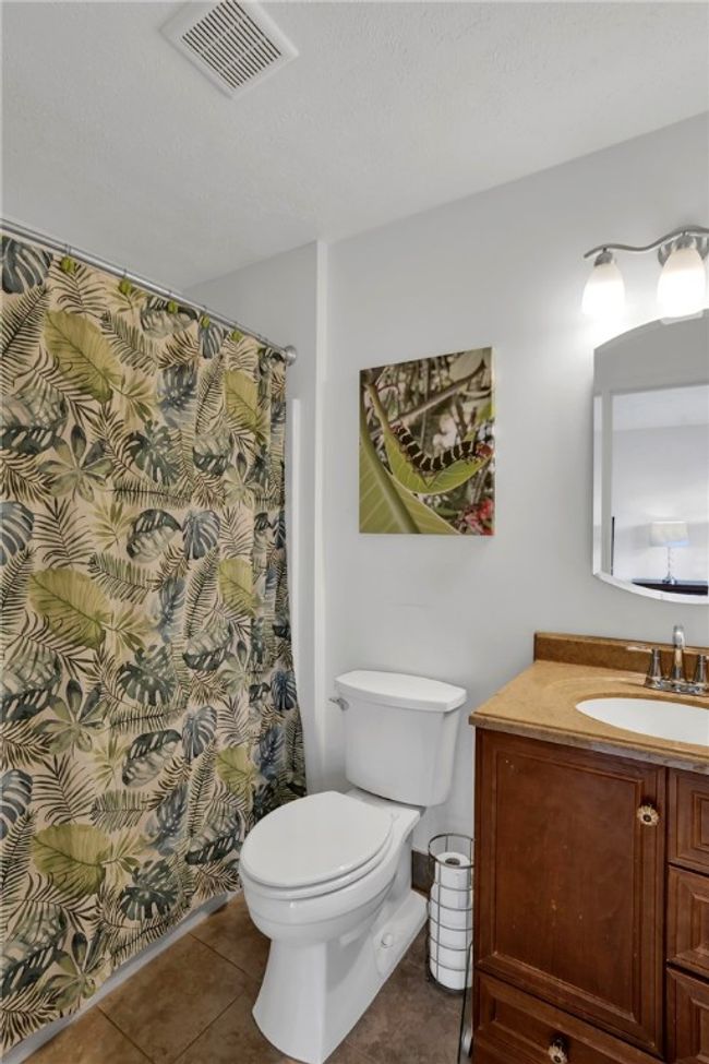 201 Manor View Dr, Townhouse with 3 bedrooms, 4 bathrooms and 2 parking in Manor PA | Image 20
