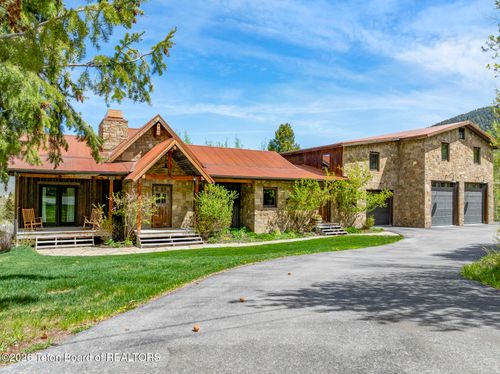 735 Upper Redmond Rd, Jackson, WY, 83001-8328 | Card Image