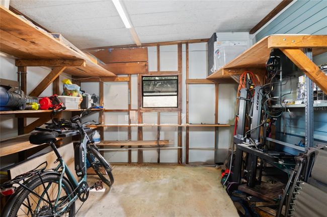Storage shed/workshop | Image 35