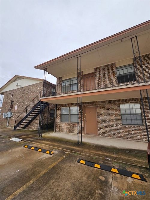 6-102 E Avenue A, Copperas Cove, TX, 76522-1755 | Card Image