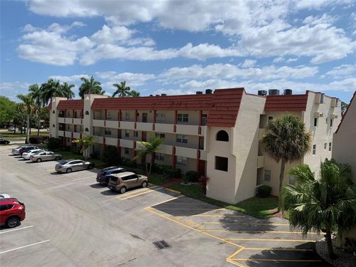 303-8080 N Sunrise Lakes Dr, Sunrise, FL, 33322-1683 | Card Image