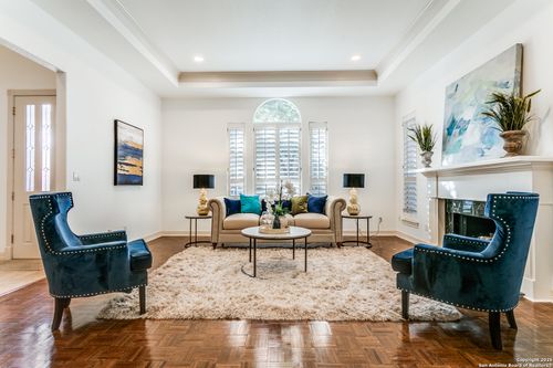 9 Waldenshire, San Antonio, TX, 78209-1852 | Card Image