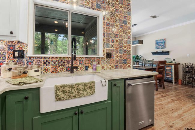 18551 Lazy Ln, House other with 5 bedrooms, 4 bathrooms and null parking in Flint TX | Image 12