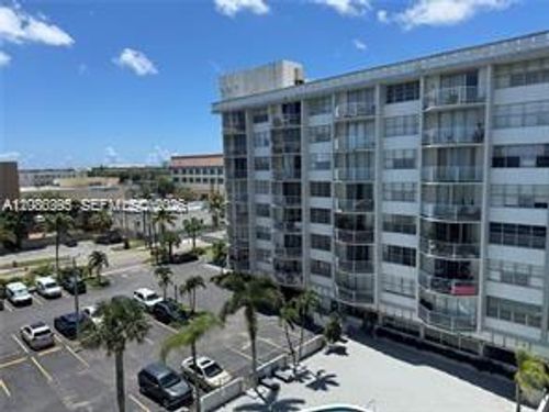 702-16740 Ne 9th Ave, North Miami Beach, FL, 33162-2527 | Card Image