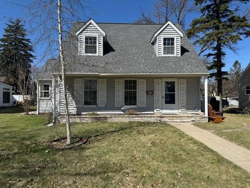 716 Maple St, Alexandria, MN, 56308-1924 | Card Image