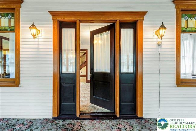 Entrance from the Porch into the living Room | Image 6