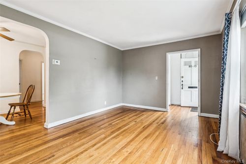 8013 252nd St, Bellerose, NY, 11426-2613 | Card Image